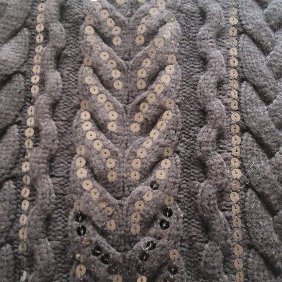 Express Women's Sweater - Picture 3 of 5